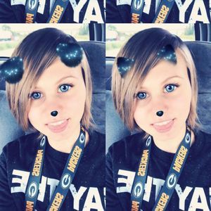 Meet your Posher, Anika